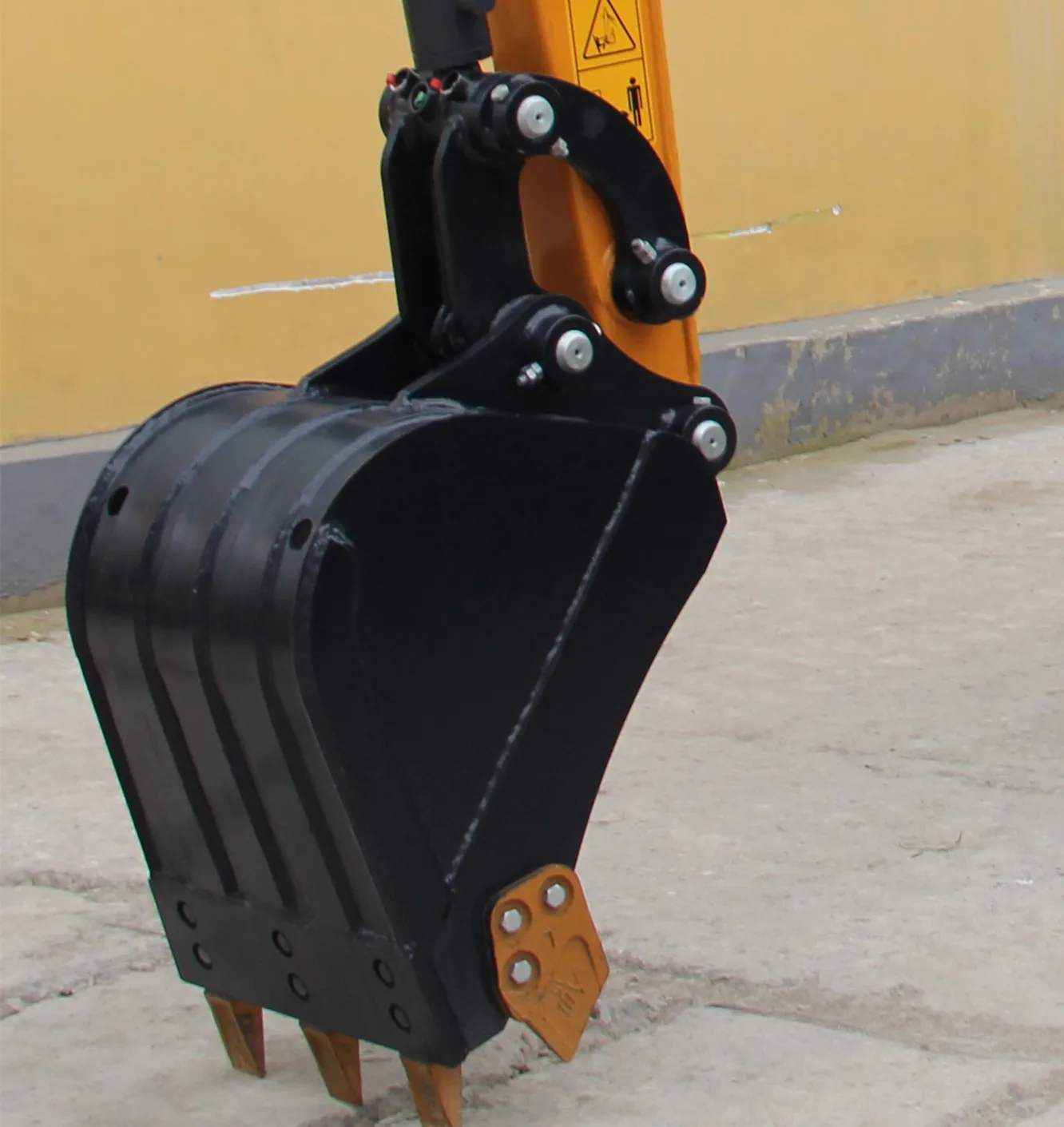 Рисунок 4 - Китай, Лидер продаж