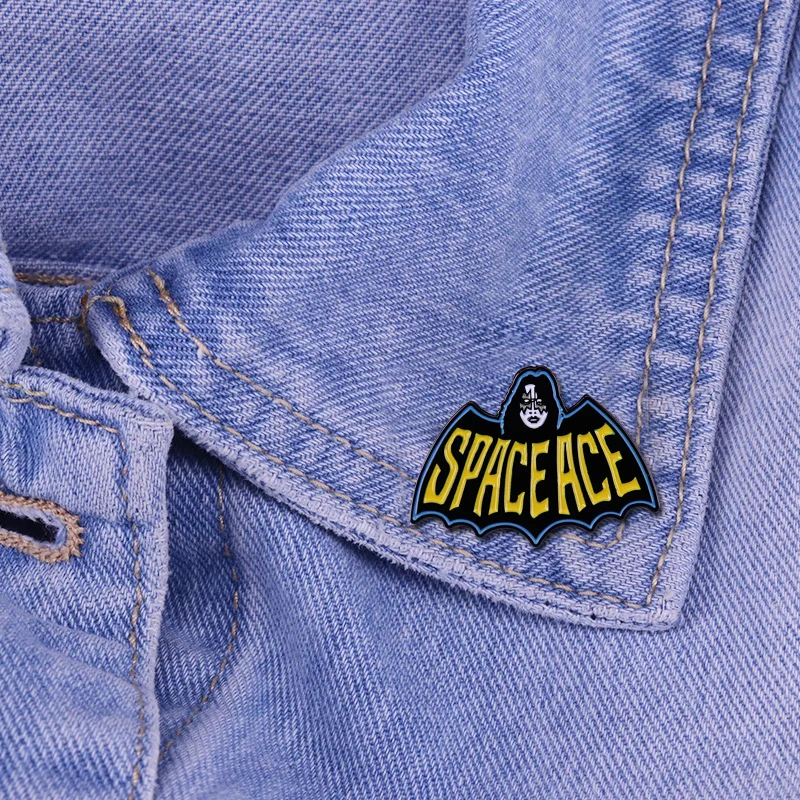 Ace Frehley the Spaceman enamel Pin Kiss Band Hard rock Musician brooch badge | Украшения и аксессуары