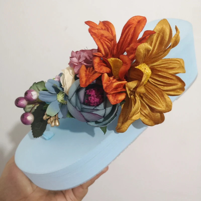 Женские летние шлепанцы HAHAFLOWER синие пляжные на танкетке с цветочным принтом