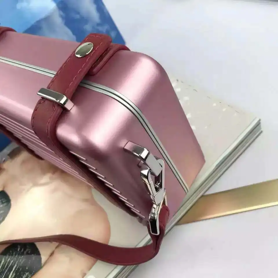 

Luxury Hand Bags for Women 2021 New Suitcase Shape Totes Fashion Mini Luggage Bag Women Famous Brand Clutch Bag Mini Box Bag