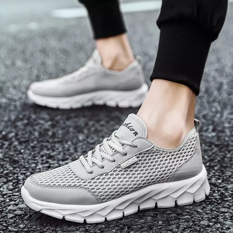 

New fashion men's shoes white low-top flat-heel daily casual sports shoes outdoor comfortable non-slip running shoes