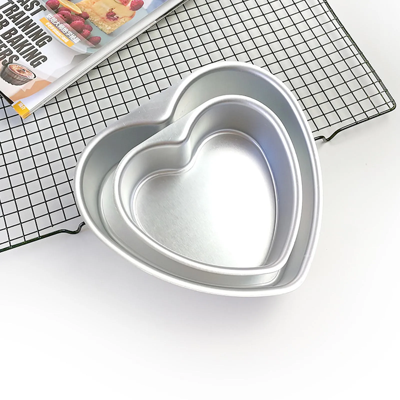 

Aluminium Alloy Carbon Steel Removable Bottom Cake Pans Heart-shaped Cake Mold