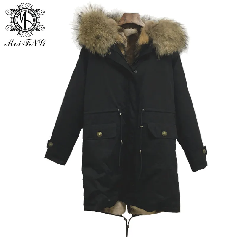 Новинка Женская парка из меха енота черная Красивая длинная куртка