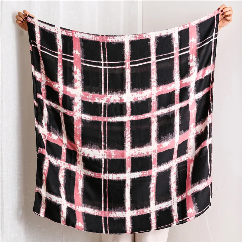 

2020 summer popular Print Shawls lady Cotton and Linen Scarf winter ethnic style lattice Beach towel new Sunscreen silk Scarves