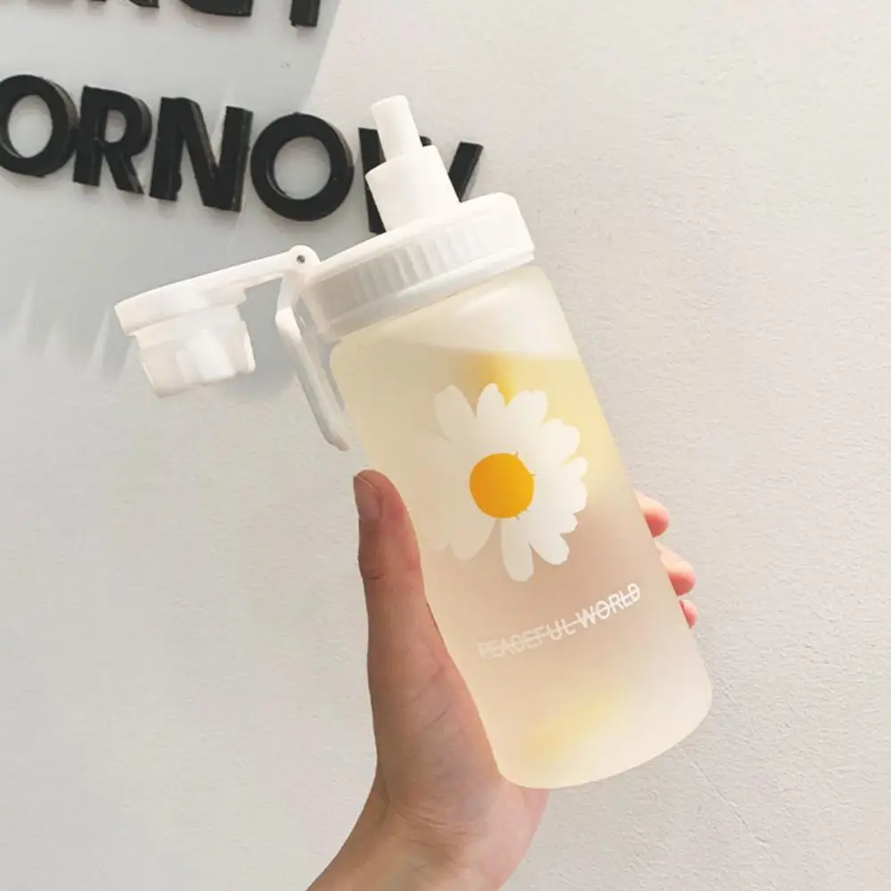 

40%HOT550ml Outdoor Marguerite Flower Print Drinking Straw Water Bottle Leak-proof Cup