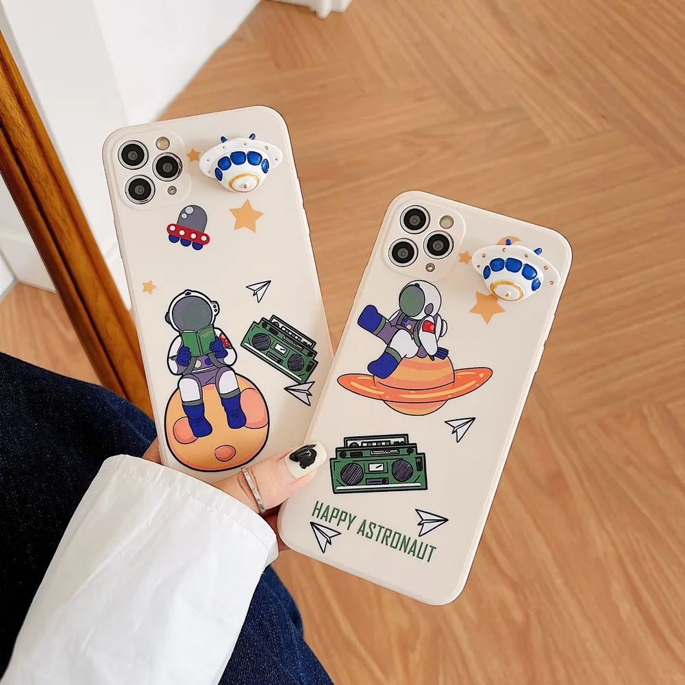 

Cartoon astronaut mobile phone shell straight edge for 2020 11pro Xs max 12 12promax 11 XR XRotating iphone 7/8/SE accessories