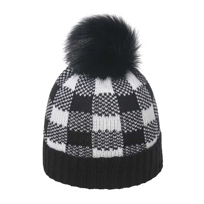 Шерстяная шапка унисекс теплая вязаная в рождественскую клетку со съемным