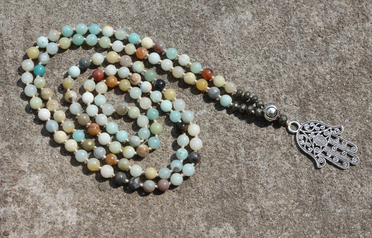 

New Natural Indian Onyx with Seed and Tear Drop Pendant Bohemian Beaded Necklace Buddha Pendant Necklace