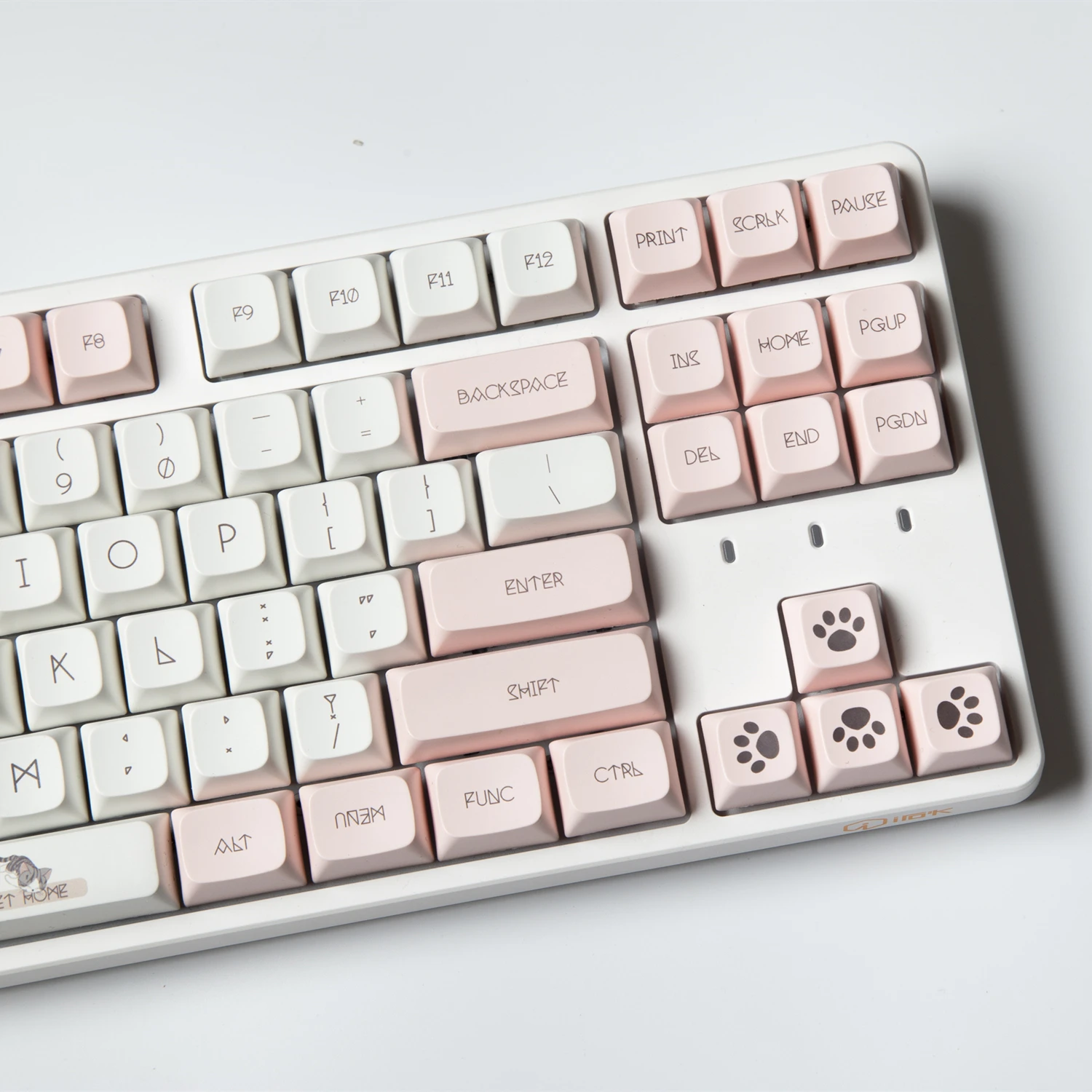 

XDA Profile Cute Cat Meow Theme 137 Keys PBT Keycaps Dye Sublimation For Mechanical Keyboard GH60 GK61 64 68 87 96 980 104 108