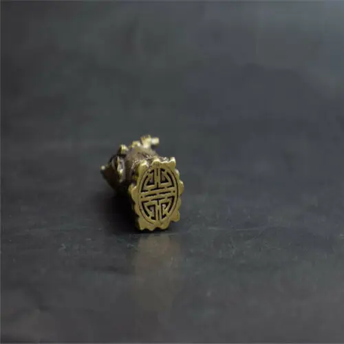 Китайская неправящая Чистая латунь Бог богатства приглашая деньги маленькая