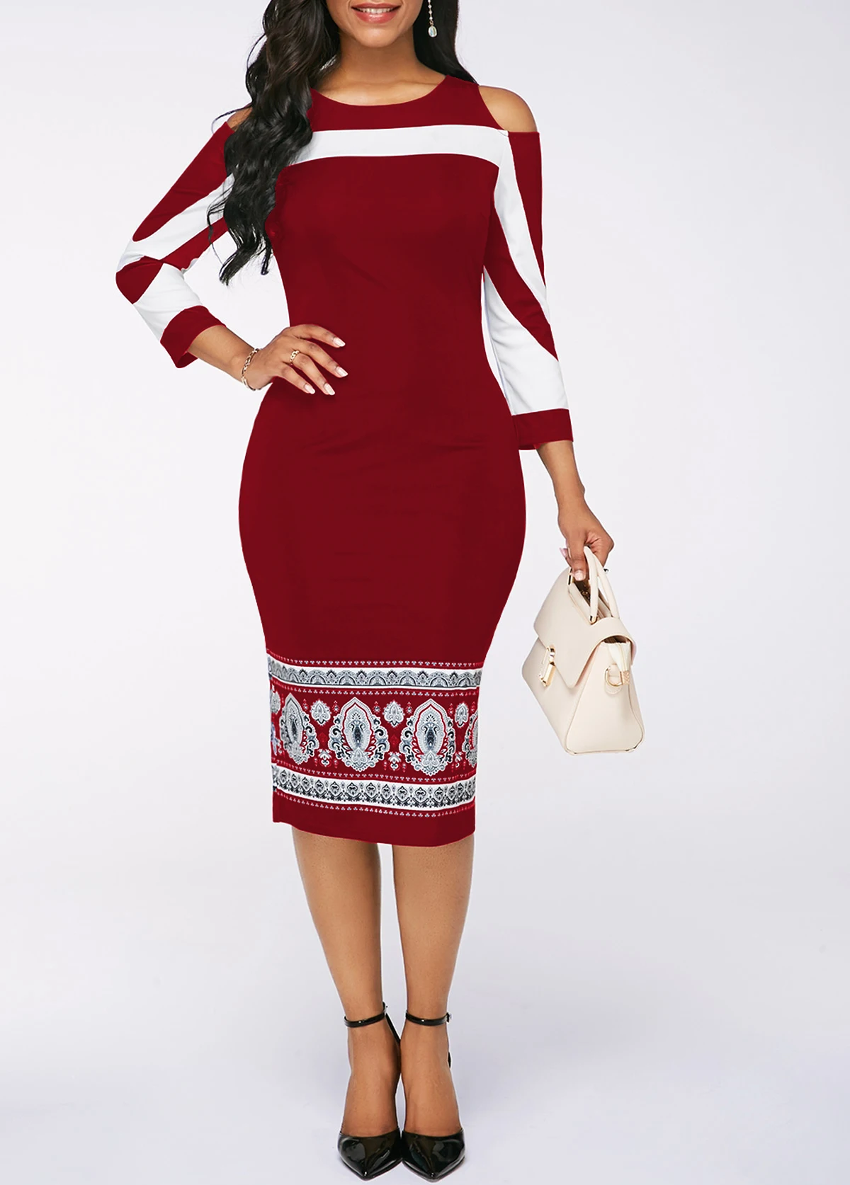Женское платье-карандаш с открытыми плечами и круглым вырезом | Женская одежда