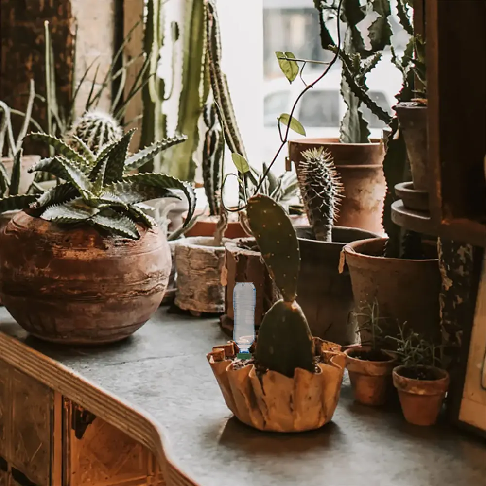 

10pcs Drip Irrigation Watering Spike Houseplant Device Drip Irrigation System