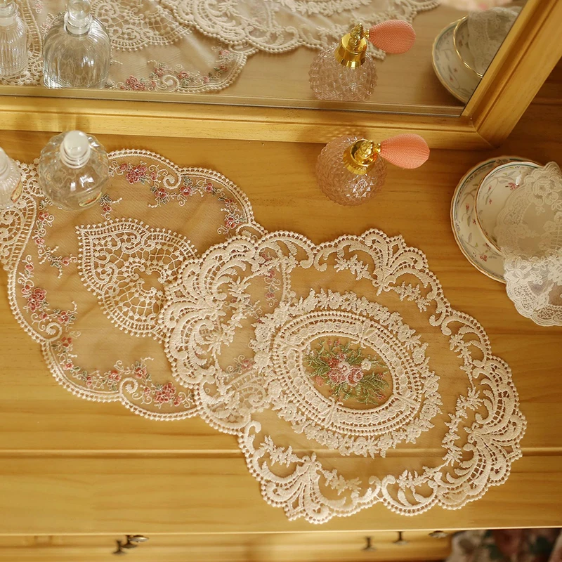 

1Pc Vintage French Lace Tablecloth Dining Table Embroidery Placemat Romantic Lace Fabric Plate Mat
