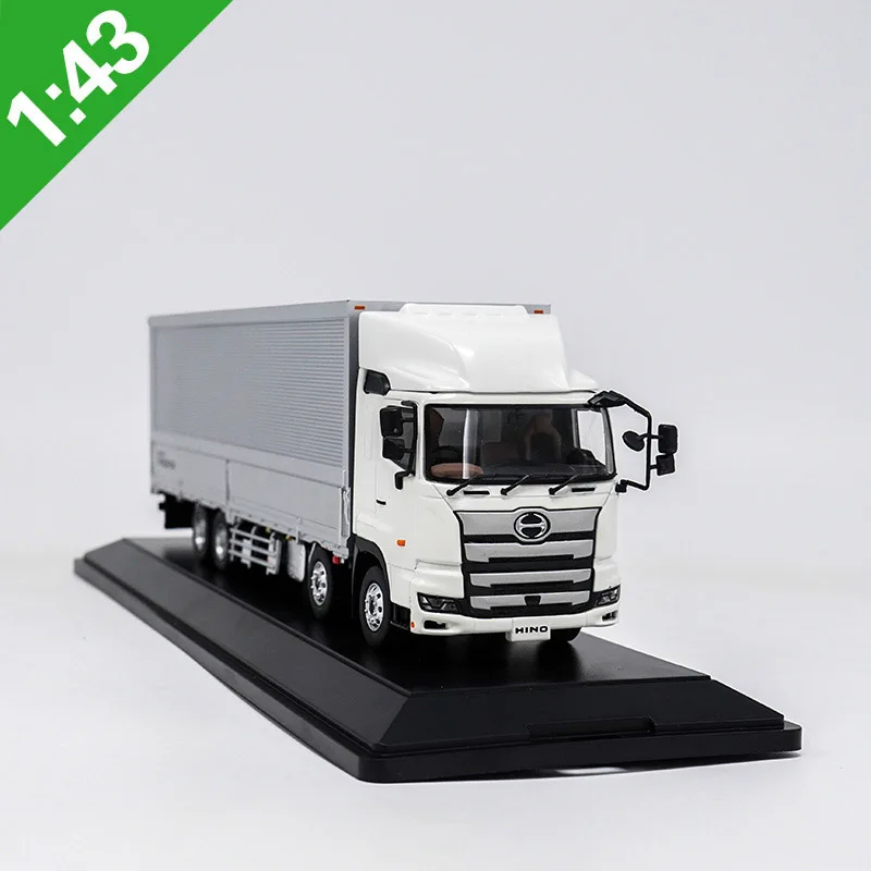 1/43 scale Ограниченная серия классический металлический трактор HINO грузовик из