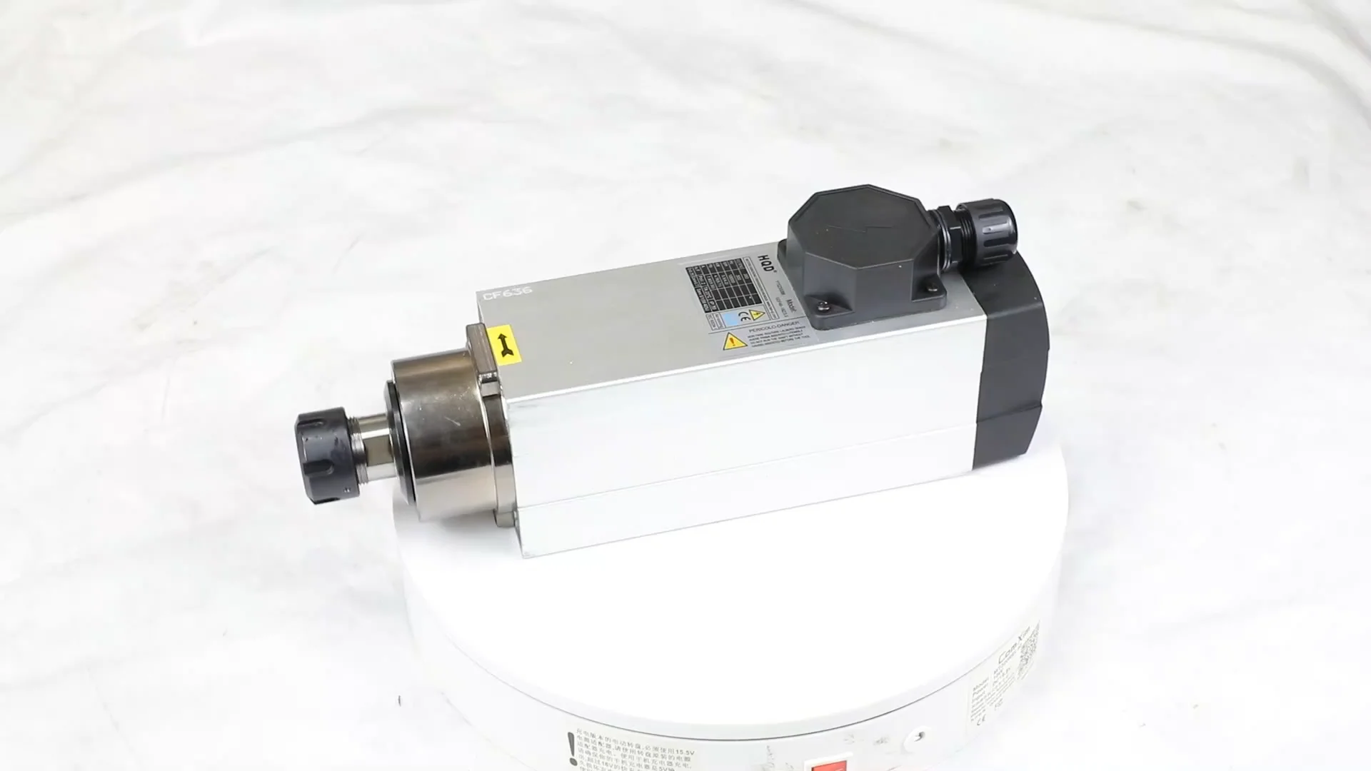 

1.5kw 2.2kw 3.5kw 4.5KW 6kw 7.5kw Air Cooled high speed ER20 ER25 ER32 CNC Router Machine Electric Spindle Motor Manufacturer