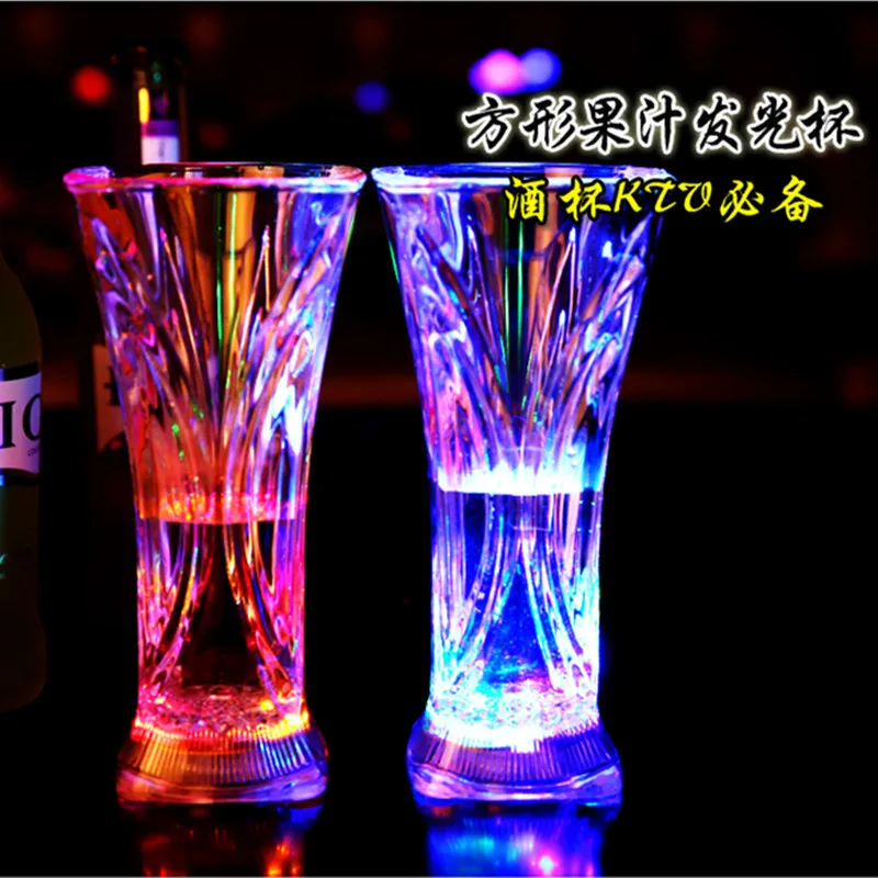 Креативный индукционный цветной светящийся стакан для воды Подарочный бокал