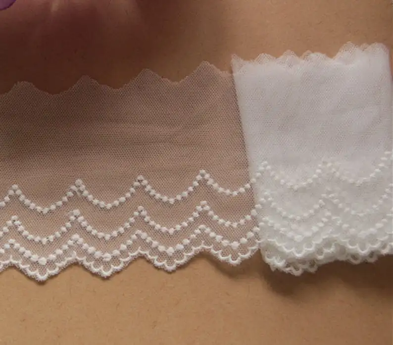 Тюлевая кружевная отделка с волнистой вышивкой белый фестонами кайма для