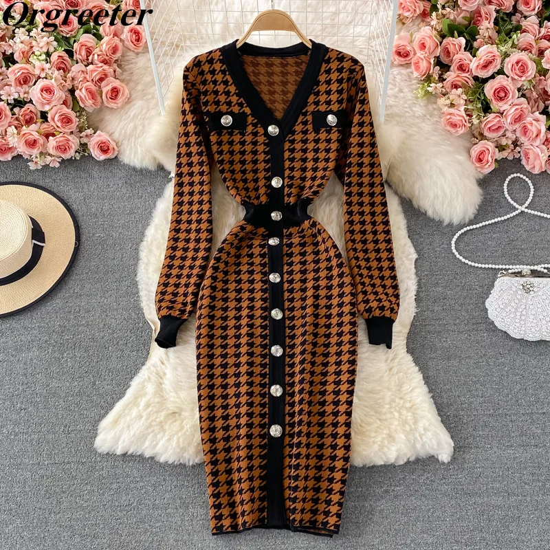 

2021 Autumn Winter Temperament V-neck Hit Color All-match Sweater Dresses Women Houndstooth Knitted Slim Bodycon Dresses