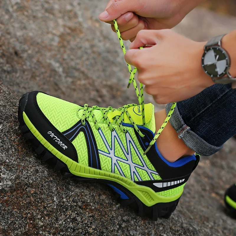 

New Arrivals Men Hiking Sneakers Outdoor Mesh Lace-up Male Mountaineering Shoes Fashion Non-slip Trekking Footwear Work Shoes