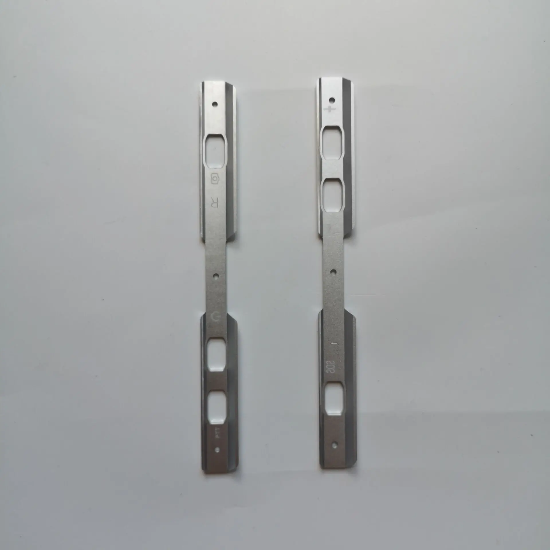 

Original Doogee S60 Middle Side Metal Frame Housings Cover Middle Repair Accessories Parts