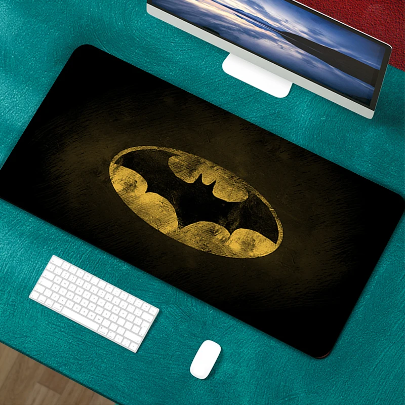 

Speed Gamer Mouse Pad 900x400mm Locking Edge Keyboards Mat Mousepad Rubber Gaming Mouse pad Desk Mat DIY Design Batmans Logo