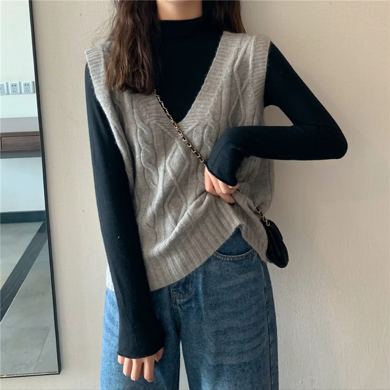 

Pure Vest Women Fashion All-match Casual Ladies V-Neck Elegant Regular Simple Spring Knitted Sleeveless Clothing Popular Daily