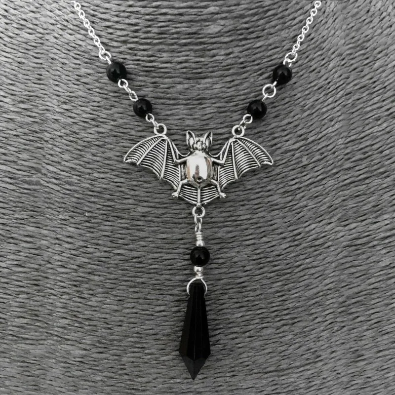 

Fashion Gothic Vintage Punk Bat Stone Pendant Chain Necklace Animals Choker Dark Style Hip Hop Party Jewelry For Women Gift