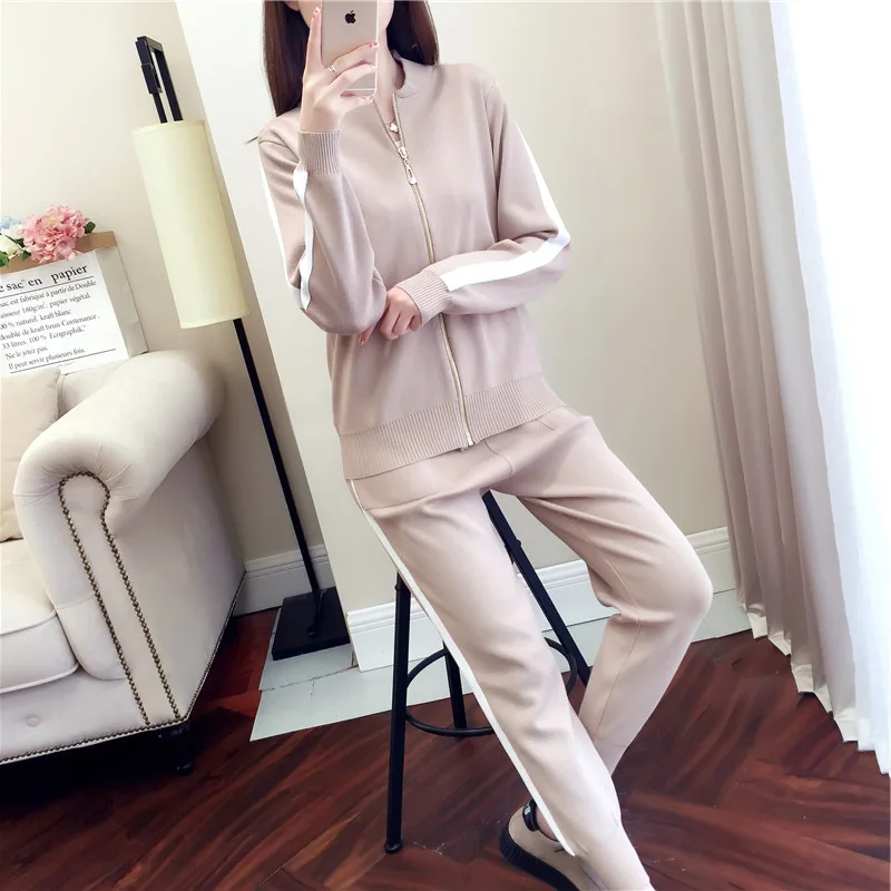 Спортивный костюм женский вязаный из двух предметов осень 2019 | Спорт и