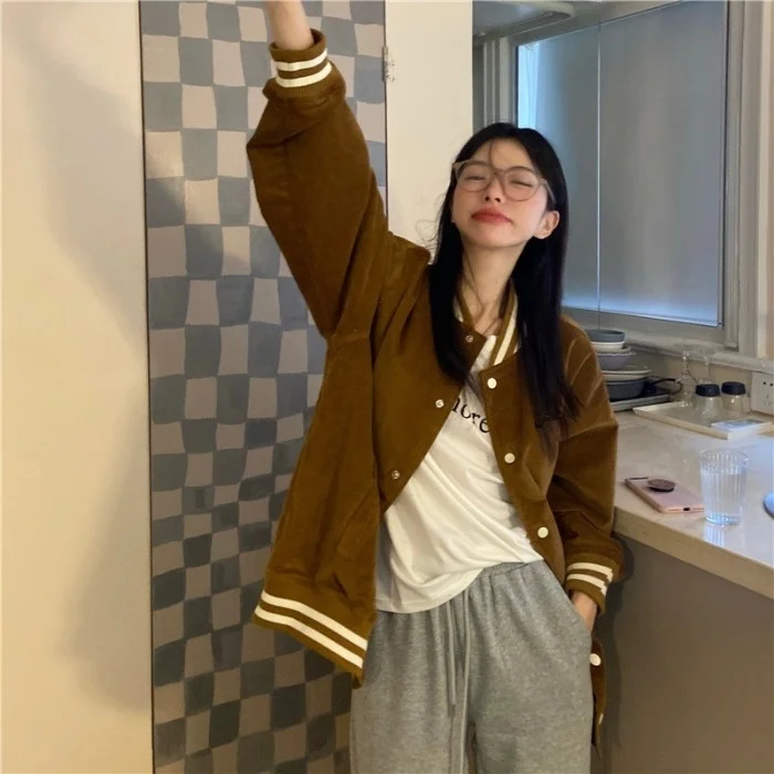 

Long Sleeve Loose Baseball Uniform T-shirt Female 2021 Autumn New American Retro Anti-Aging Fashionable Stylish Outerwear Top