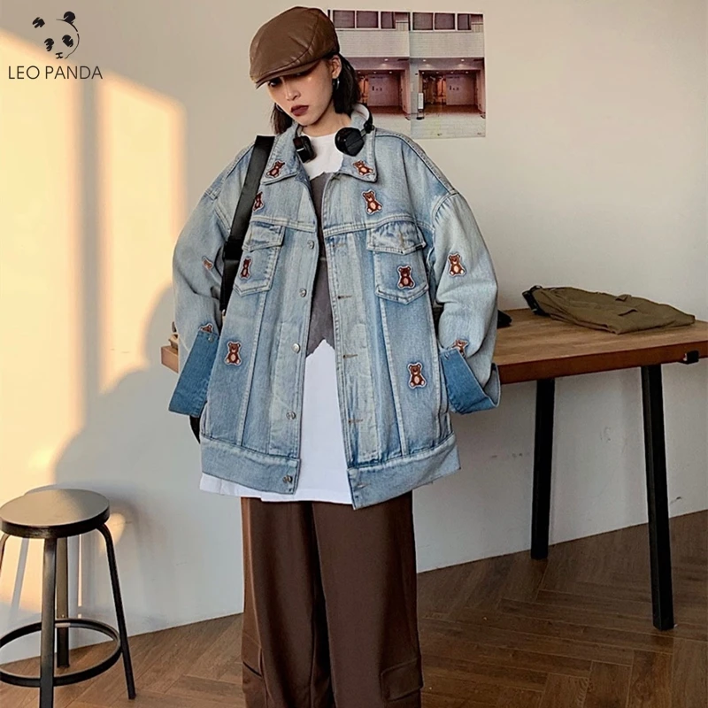 Осенняя уличная джинсовая куртка для женщин с ручной вышивкой и цепочкой