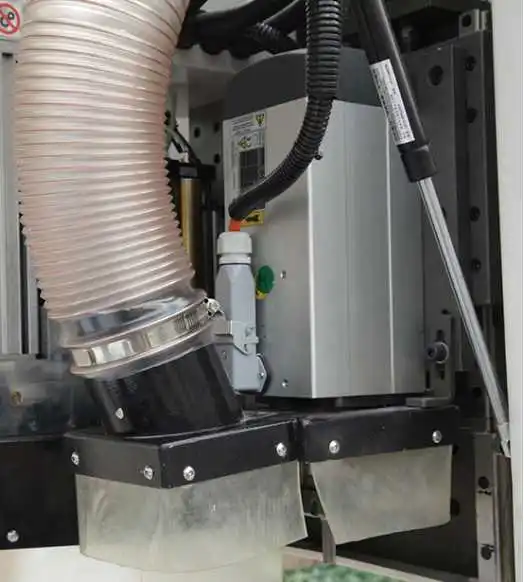 Фрезерный станок с ЧПУ для высокоскоростной обработки дерева |