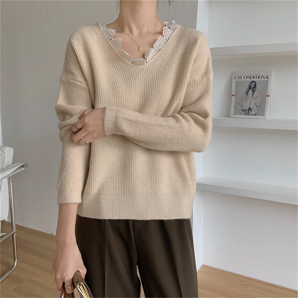 

Женский кружевной трикотажный джемпер 민민국 국 с V-образным вырезом, модная повседневная верхняя одежда, осень 2021, элегантная утолщенная неж...