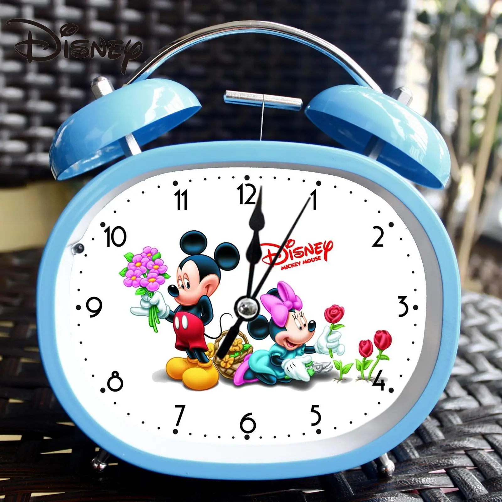

Disney Mickey Mouse Minnie Metal Oval Alarm Clock Creative Children's Silent Anime Gift Stationery Digital Clock