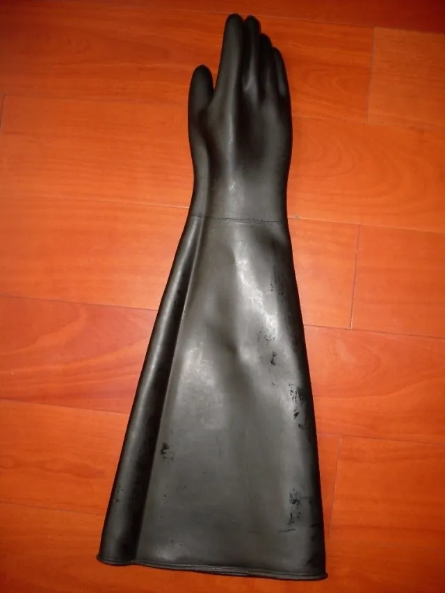 Универсальные утолщенные перчатки износостойкие резиновые пескоструйные для