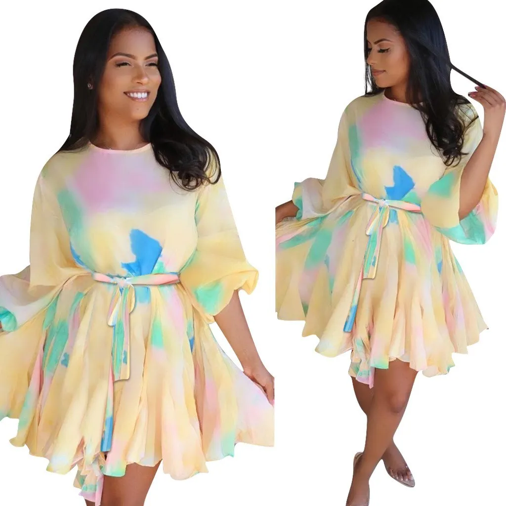 Женское шифоновое мини платье с цветочным принтом А силуэта рукавом фонариком и