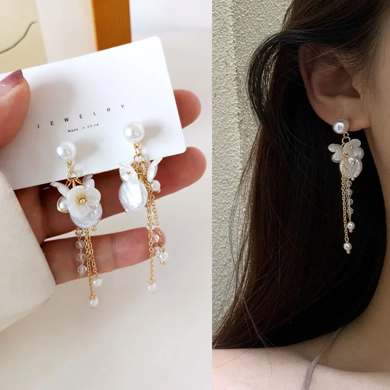 French Romantic Simulated Pearl Tassel Clip on Earrings Elegant Fresh White Flower Long Clip Earrings Without Piercing Lady