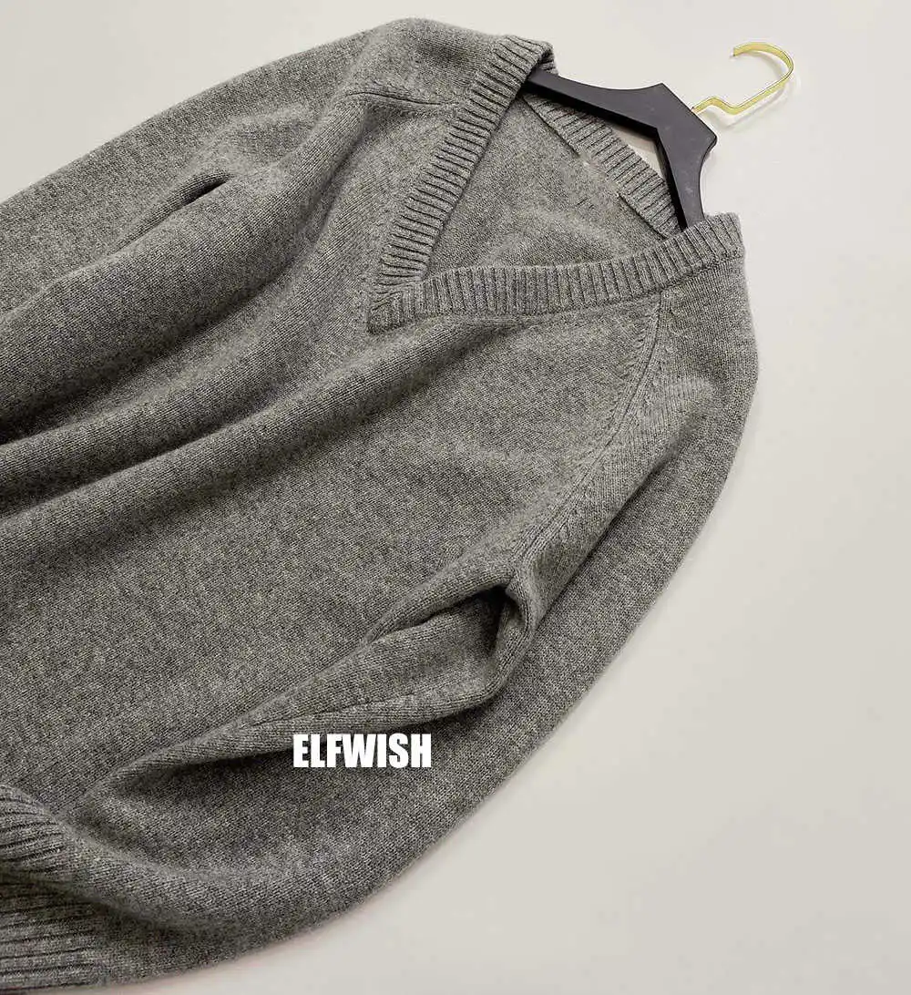 

2022 Woman Grey Wool Sweater V-neck Long Sleeves Elbow Smile Embroidered With letters Long Sleeves Jumper