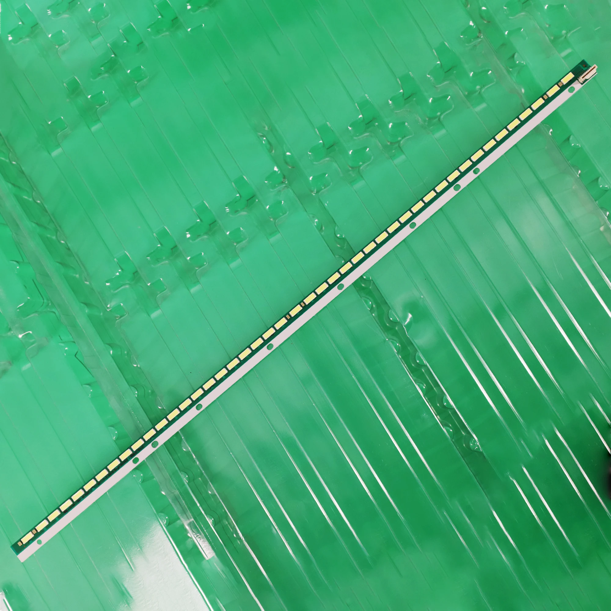 

New 10 PCS/lot 45LED 402mm LED backlight strip for LG 32LA644A TV 32 V13 ART3 edge 6920L-0001C 6922l-0054A 6916l1203B