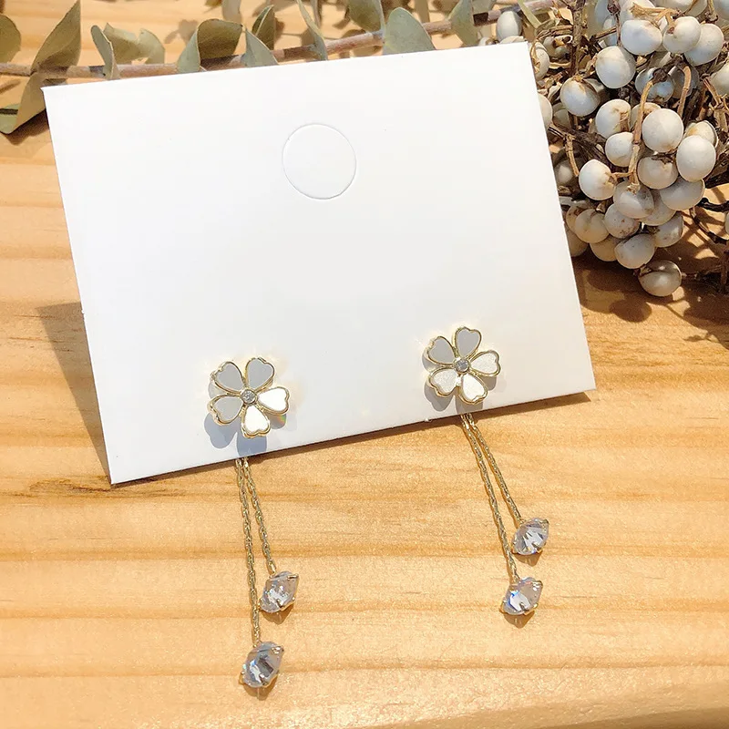 

Korean White Enamel Flower Long Tassel Earrings for Women Ladies Gold Color Chain Crystal Pearl Floral Dangle Earrings Jewelry