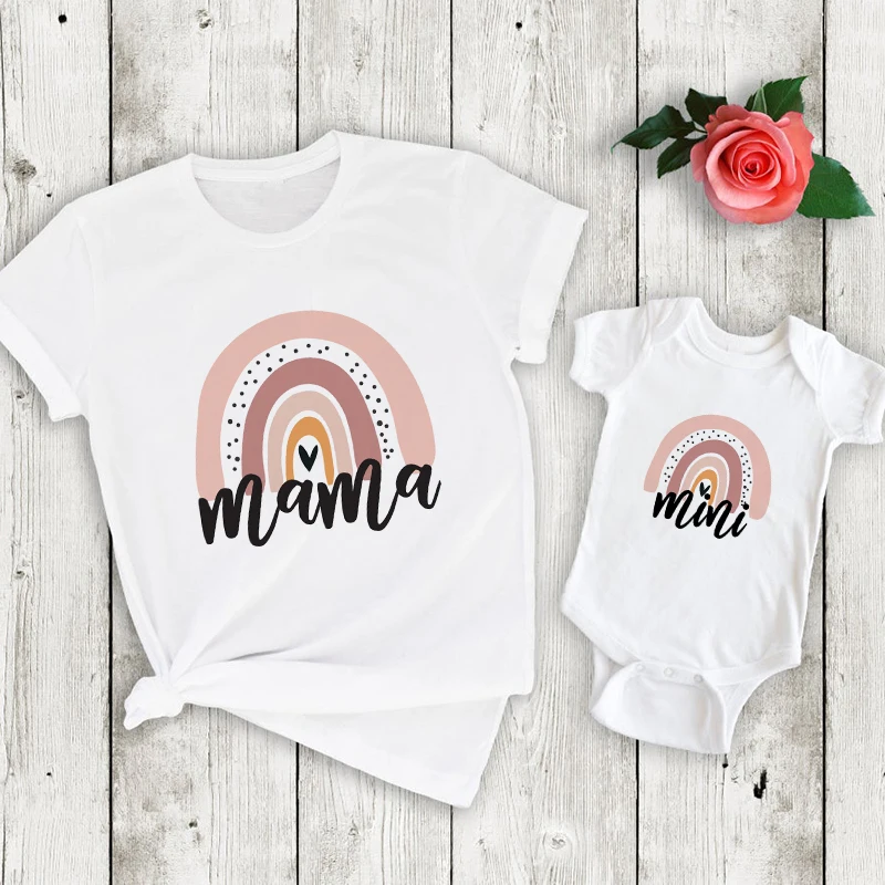 Ropa a juego de arco&iacute;ris para familia, madre e hija Camiseta con estampado de letras para, ropa informal para ni&ntilde;os y ni&ntilde;as-3