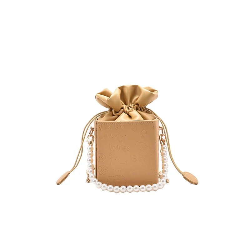

Luxury Female Bag New 2021 Designer Casual Personality Handbag Wild Messenger Bag Fashion Chain Bag Trendy Shoulder Bag