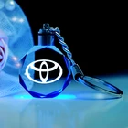 Творческий стекло ручной работы мигающий светильник металлический брелок для Toyota Тюнинг автомобилей Авто аксессуары пара бизнес-цепочка для ключей в подарок
