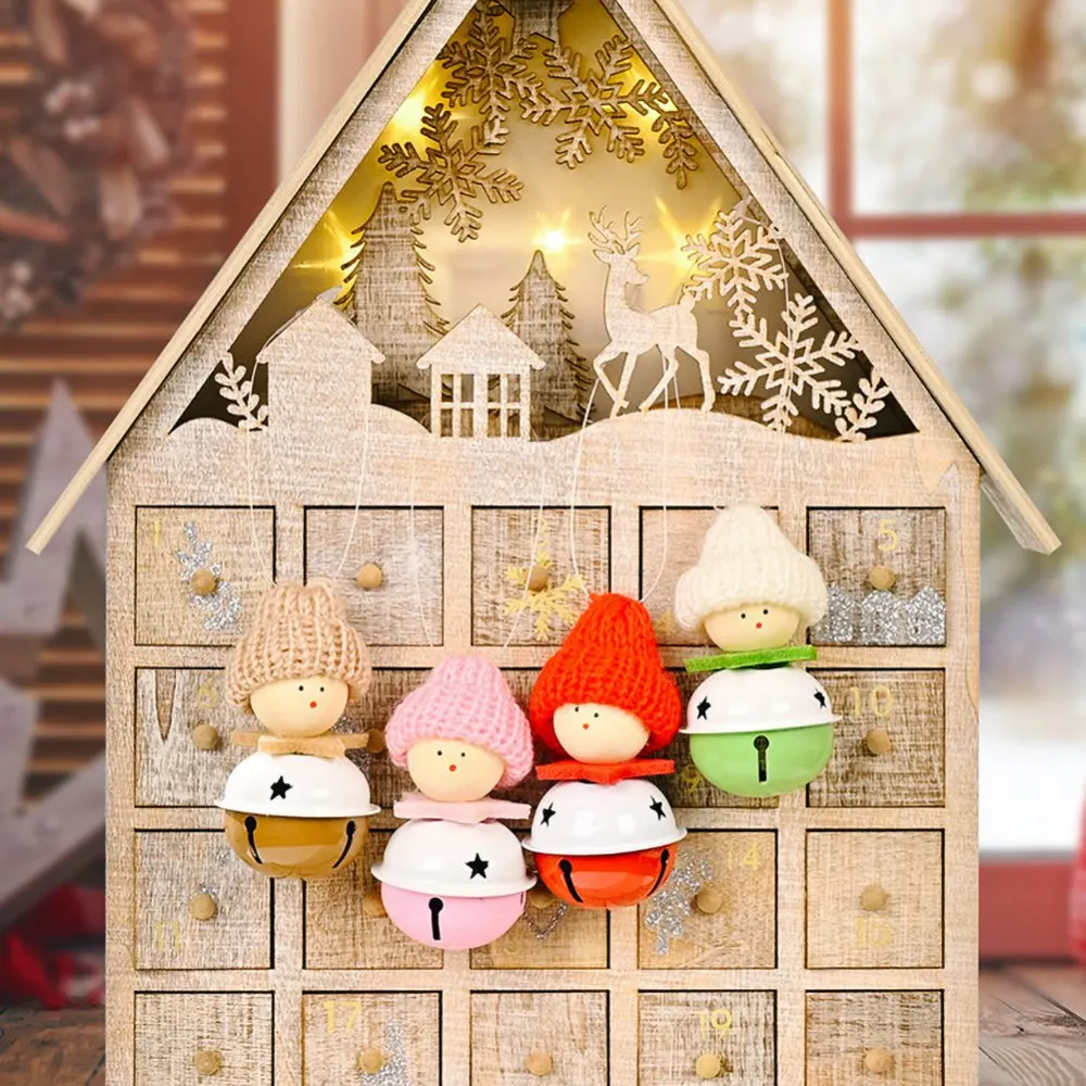 

1 шт., подвеска-колокольчик в виде вязаной шапки