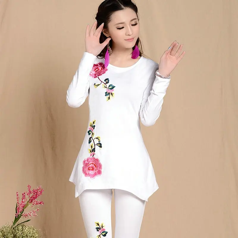 Черно-белая Базовая футболка с круглым вырезом и длинным рукавом осенняя Новая