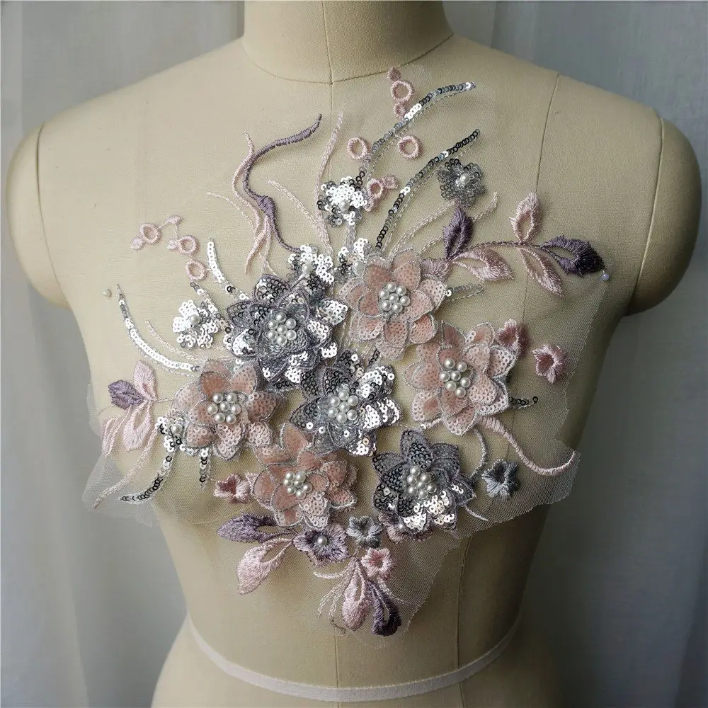 Кружевной 3D цветок розовый серебристый с блестками кисточками и вышитыми