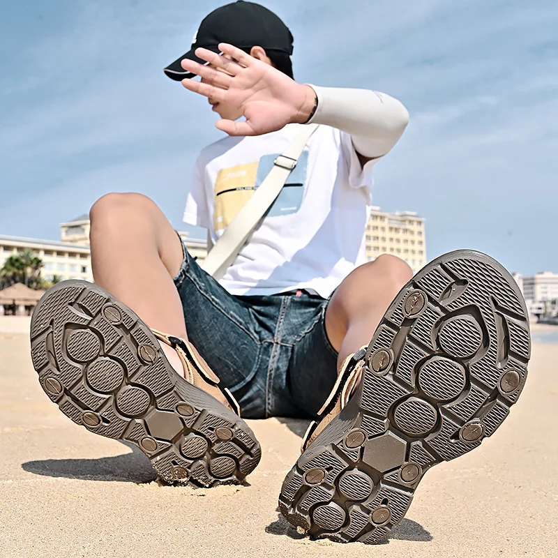 

Men Leather Sandals Breathable Men's Casual Shoes 2021 Summer Outdoor Beach Slippers for Man Trekking Shoes Anti-slip Footwear