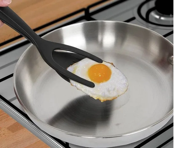 

2 In 1 Non-Stick Fried Egg Turners Pancake French Toast Omelet Flipper Spatula Turner Bread Tongs Kitchen Utensils Cooking Tool