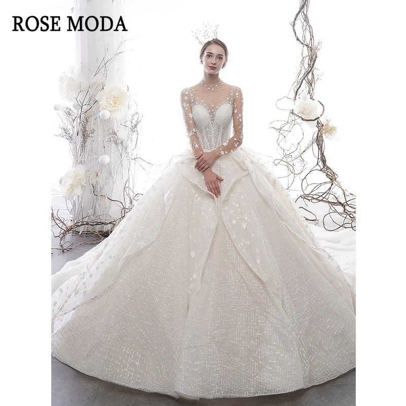 

Женское свадебное платье с длинным шлейфом Rose Moda, роскошное блестящее кружевное бальное платье принцессы с высоким воротом и длинными рука...