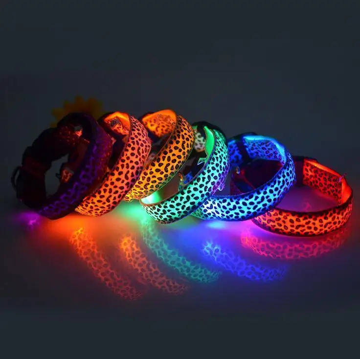 

Adjustable Pet Cat Dog Glow Led Flashing Safety Collar Light Up Luminous Led Nylon Neck Strap Leopard Dog Collars Wholesale