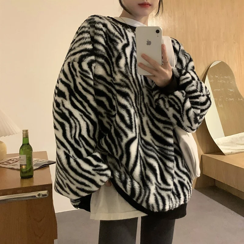 

Women Sweaters Pullover Loose Striped Sweater Velvet Loose Sweater Plus Size Women Clothing